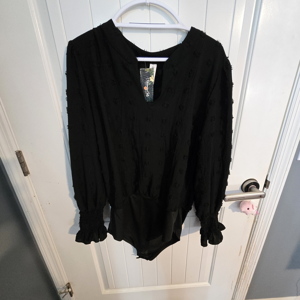 Long Sleeve Chic Black Blouse Body Suit with Textured Design